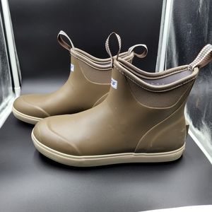 XTRATUF Women's 6" Ankle Waterproof Deck Boot Size 9